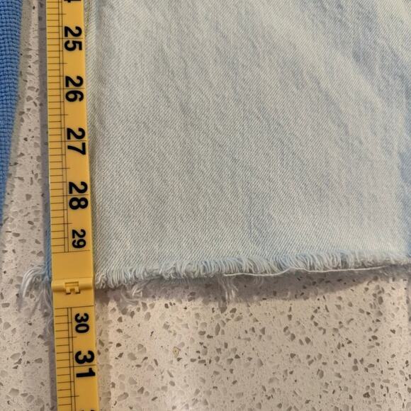 Zara Light Wash Wide Leg Jeans Size 8 Raw Hem 100% Cotton High Rise 30x30 - Picture 9 of 10